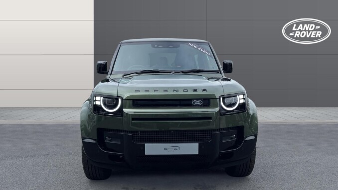 Land Rover Defender 3.0 D250 X-Dynamic HSE 90 3dr Auto Diesel Estate - Image 7